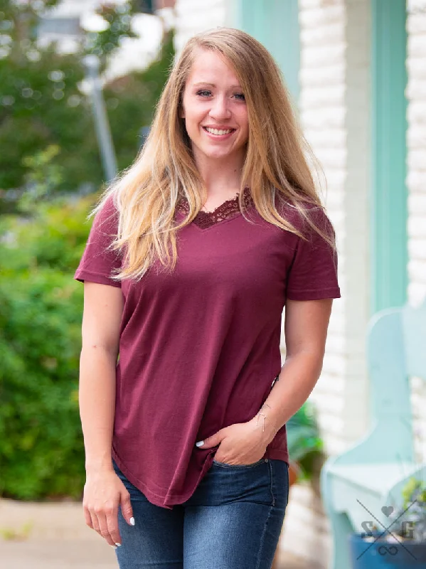Lacey's V-Neck Tee, Plum Confident Women's High - fashion