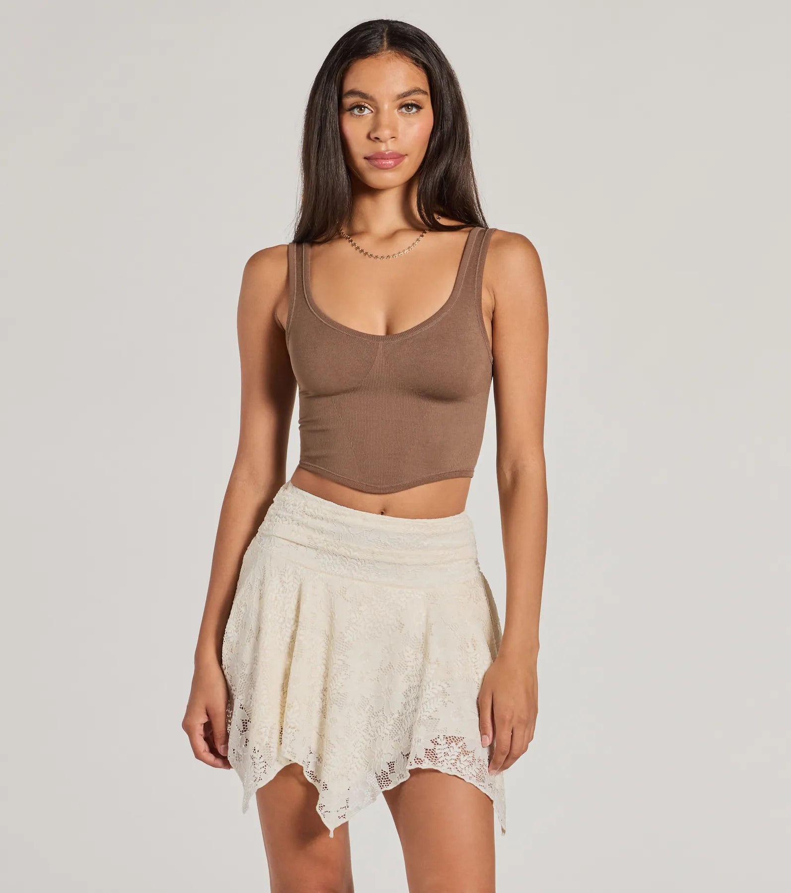 Adorable Basic Scoop Neck Seamless Crop Top Modern Women's 