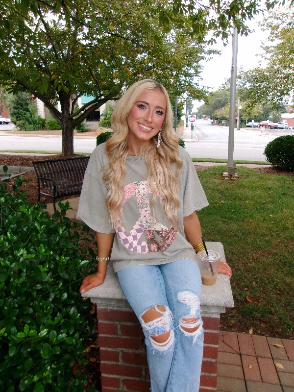 Peace And Love Graphic Tee Sophisticated Women's Tailored