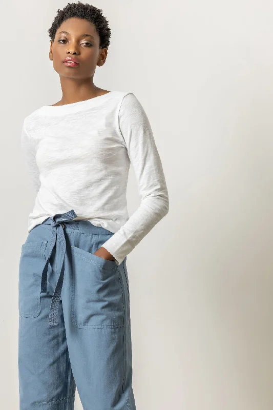 Long Sleeve Seamed Boatneck Minimalist Women's Casual