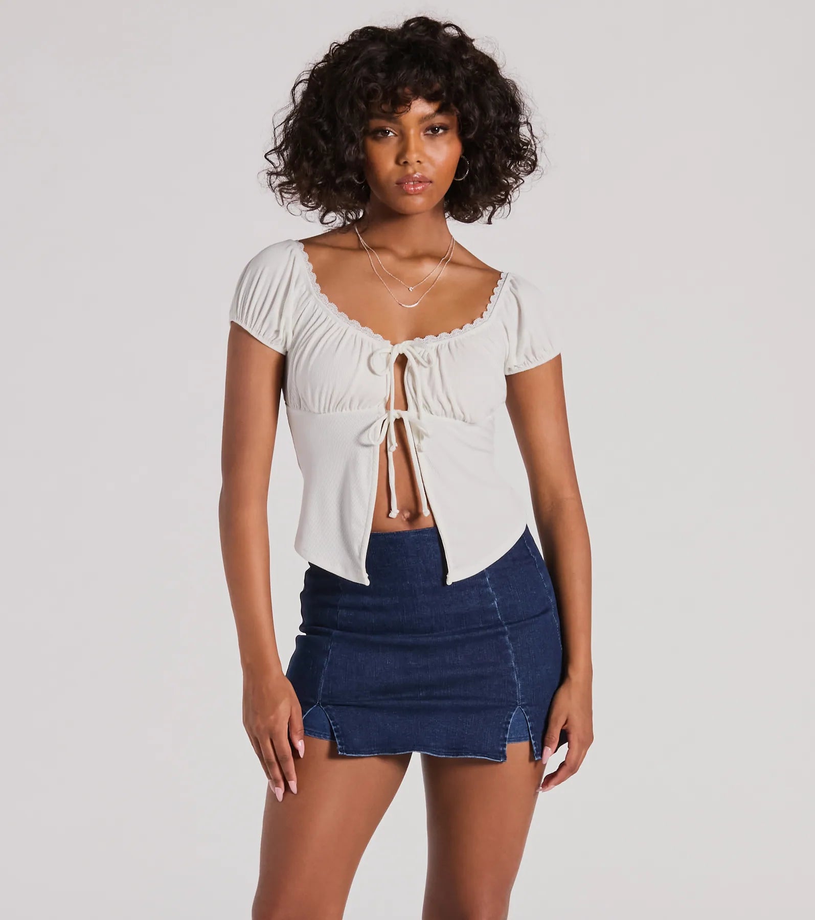 Sultry Example Tie-Front Lace Trim Crop Top Stylish Women's Tropical 