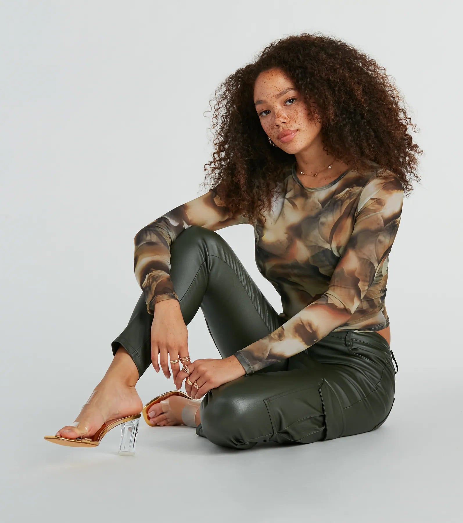 Season To Bloom Abstract Floral Mesh Crop Top Sporty Women's Athleisure 