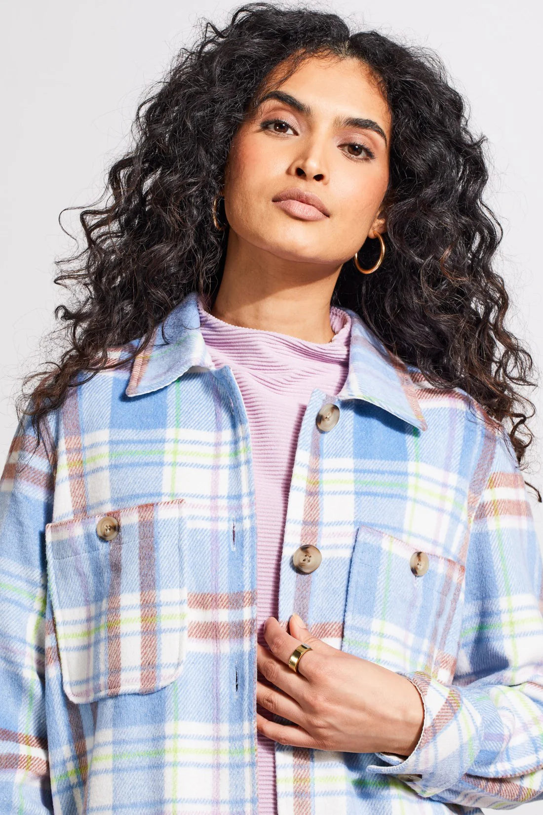 Tri 5601O Plaid Shacket with Chest Pocket Sporty Women's Tennis