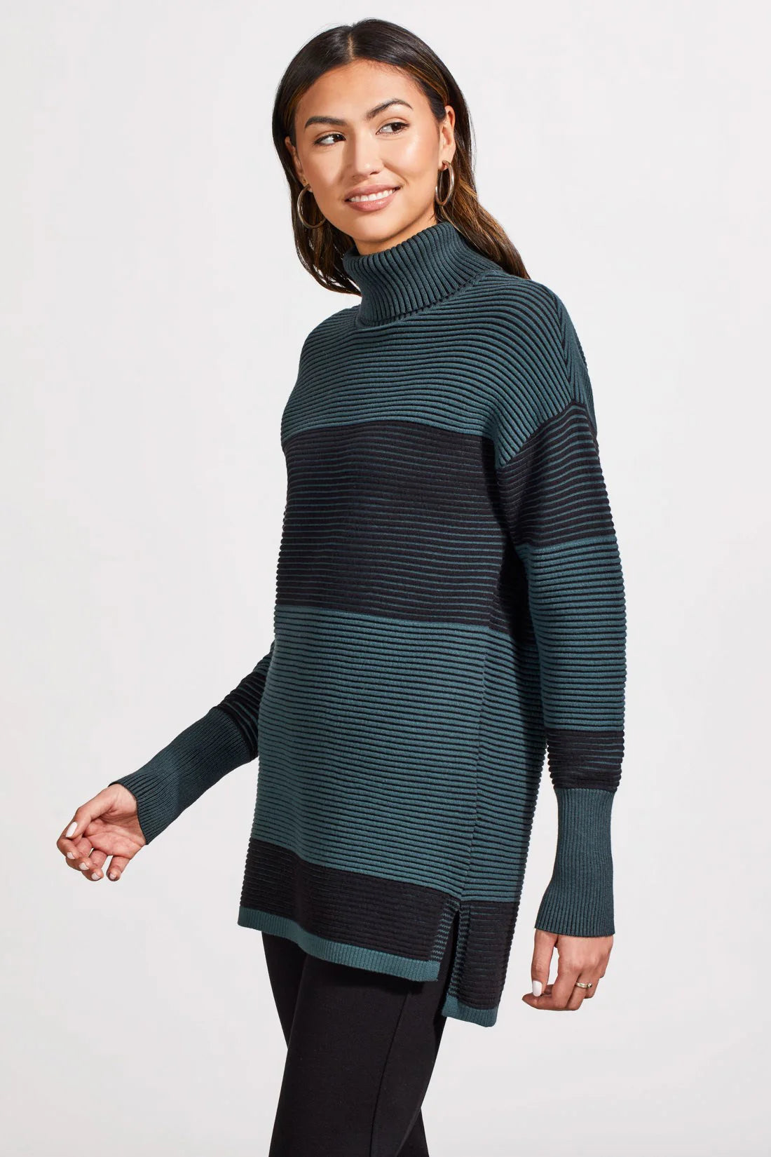 Tri 7865O Two-Toned Ottoman Turtleneck Sweater Laid - back Women's Vibe