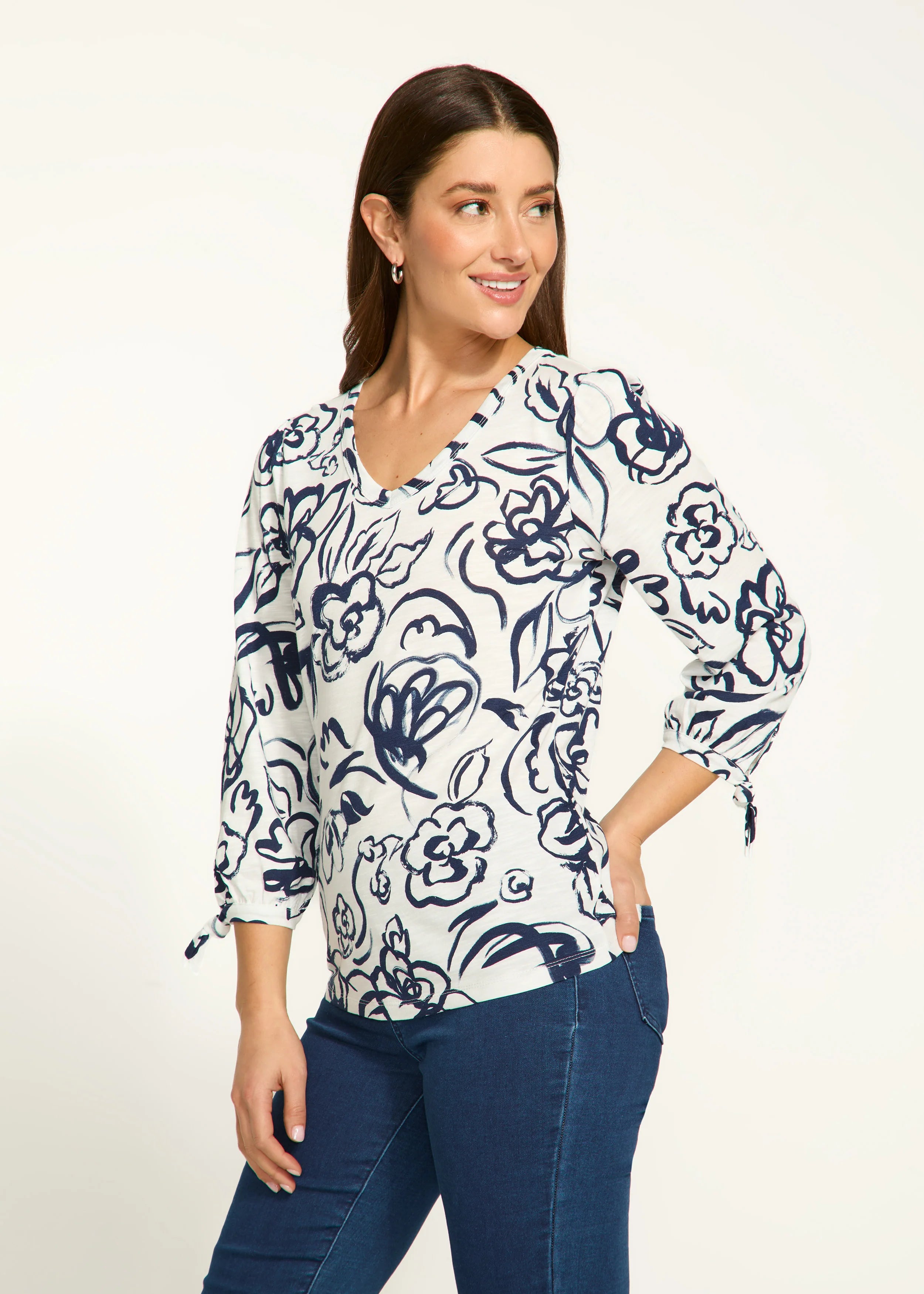 FDJ 3136476 3/4 Sleeve V-Neck Top Relaxed Women's 