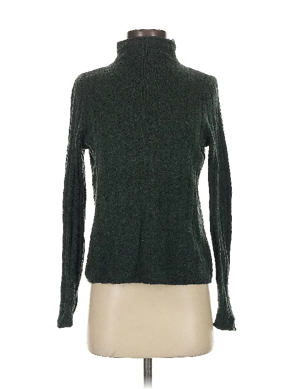 Turtleneck Sweater British Gentlewoman Style