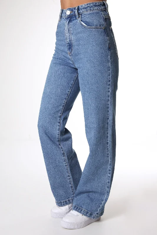 A 94 High & Wide Jean Debbie Sophisticated Women's Tailored