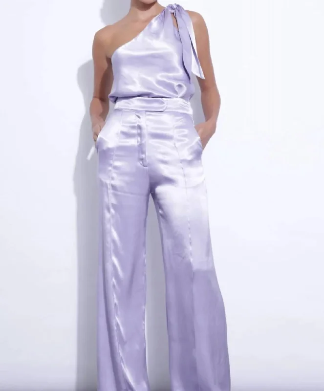 Dominique Solid Pants In Lavender Business