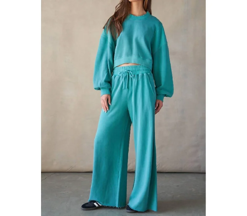 Remy Wide Oversized Sweatpant In Kelly Green Modern Women's 