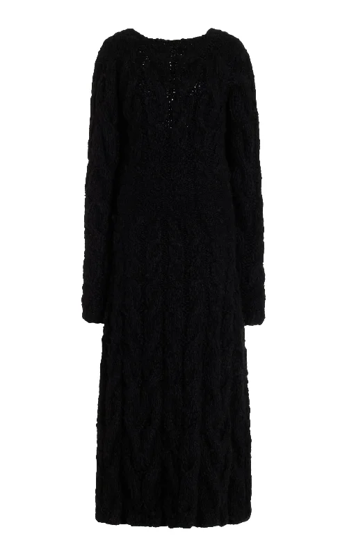 Poppy Knit Dress in Black Welfat Cashmere Trendy Women's Oversized