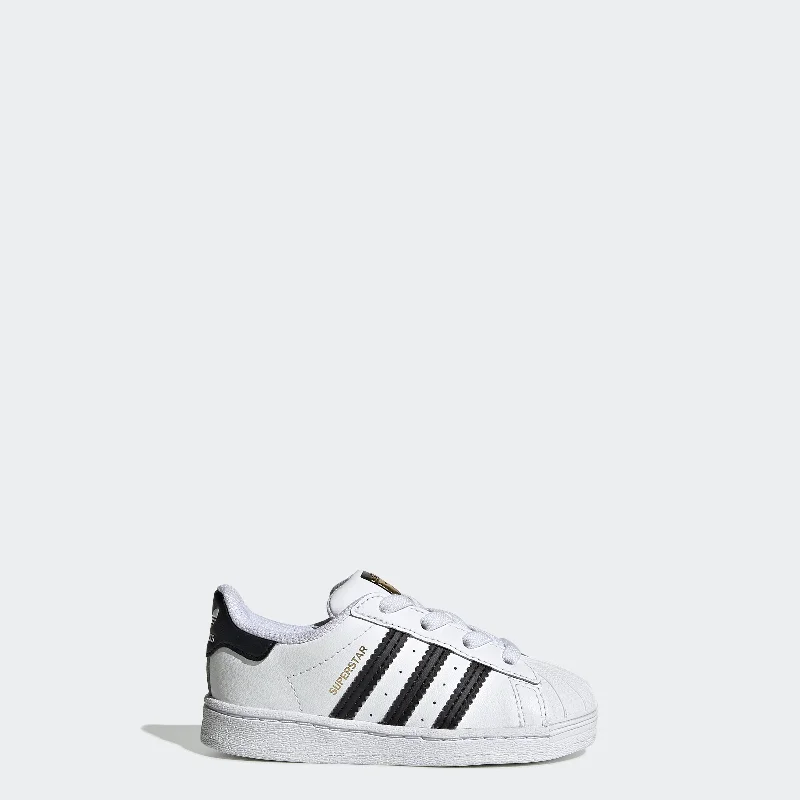 cloud white / core black / cloud white
