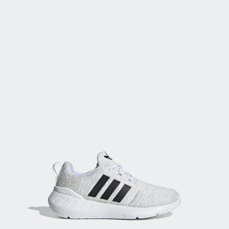 cloud white / core black / grey one