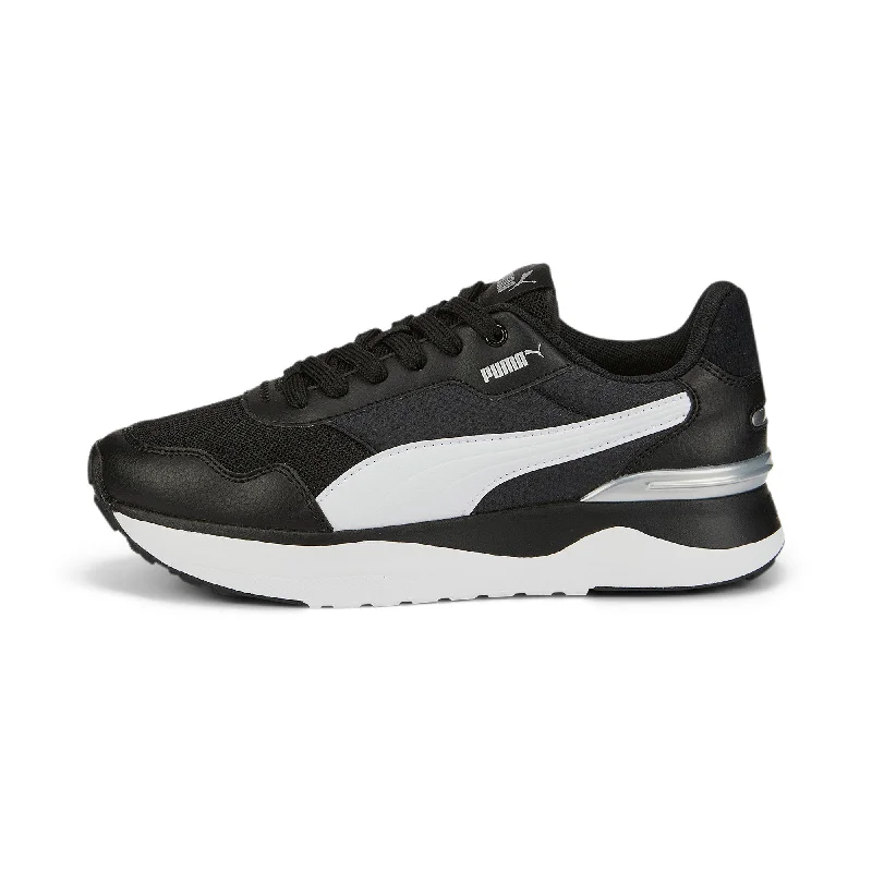 black/white