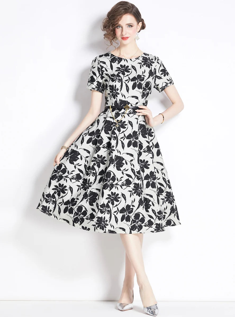 RETRO JACQUARD SILM WAIST SHORT SLEEVE DRESS Laid - back Women's Vibe