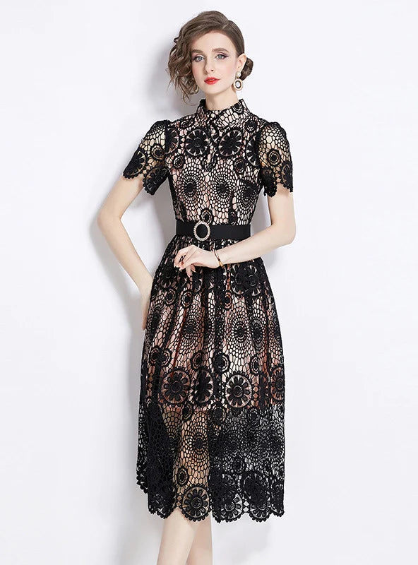 SHORT-SLEEVED SLIM LACE DRESS Modern Women's 