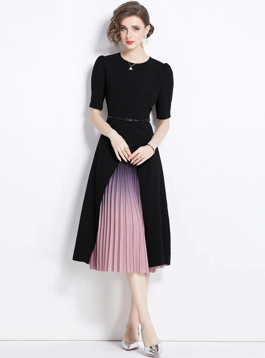 SLIM-FIT SHORT-SLEEVED STITCHING DRESS Sleek Women's 