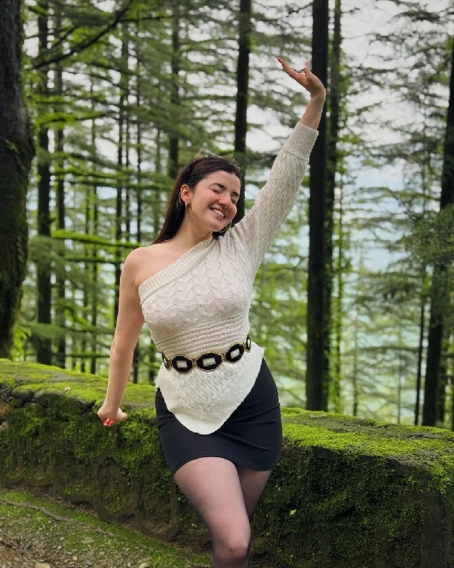 Clepa One shoulder sweater Unique Women's Upcycled